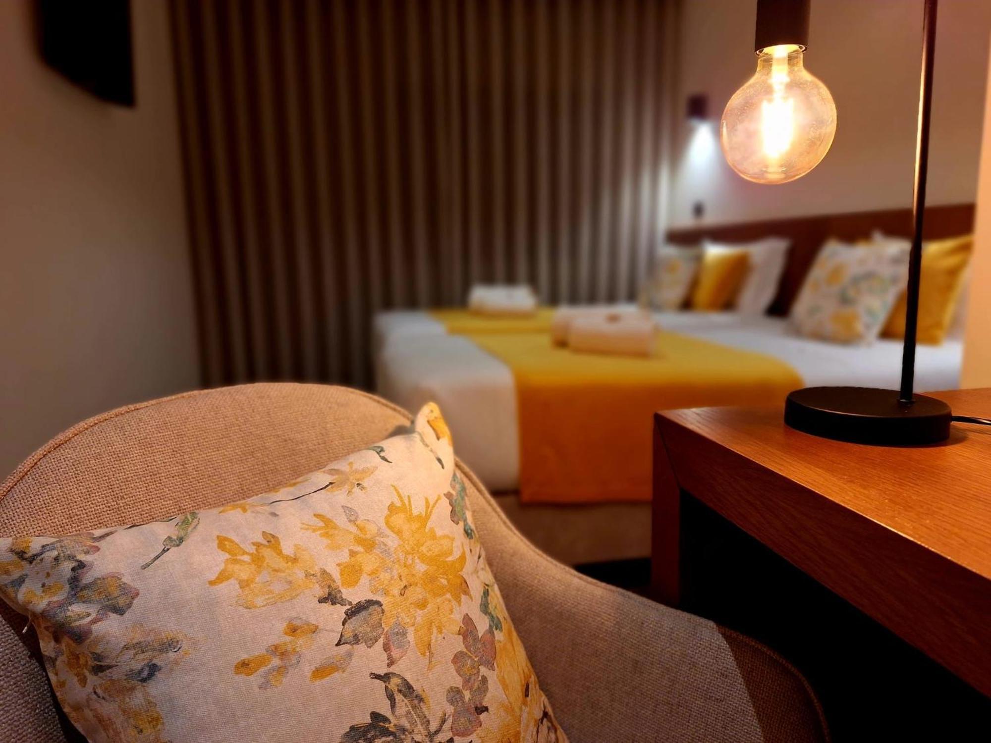3M Hostel & Suites Alvaiazere Bagian luar foto