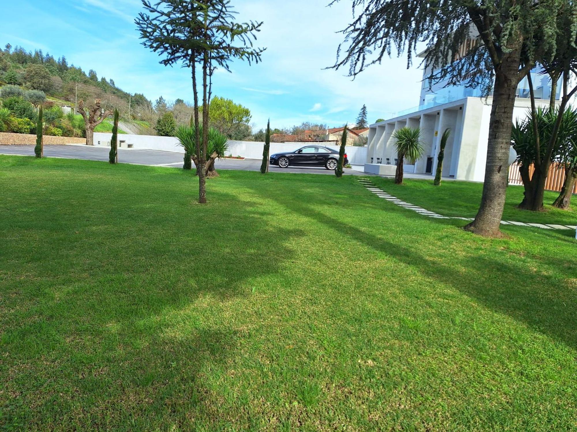 3M Hostel & Suites Alvaiazere Bagian luar foto
