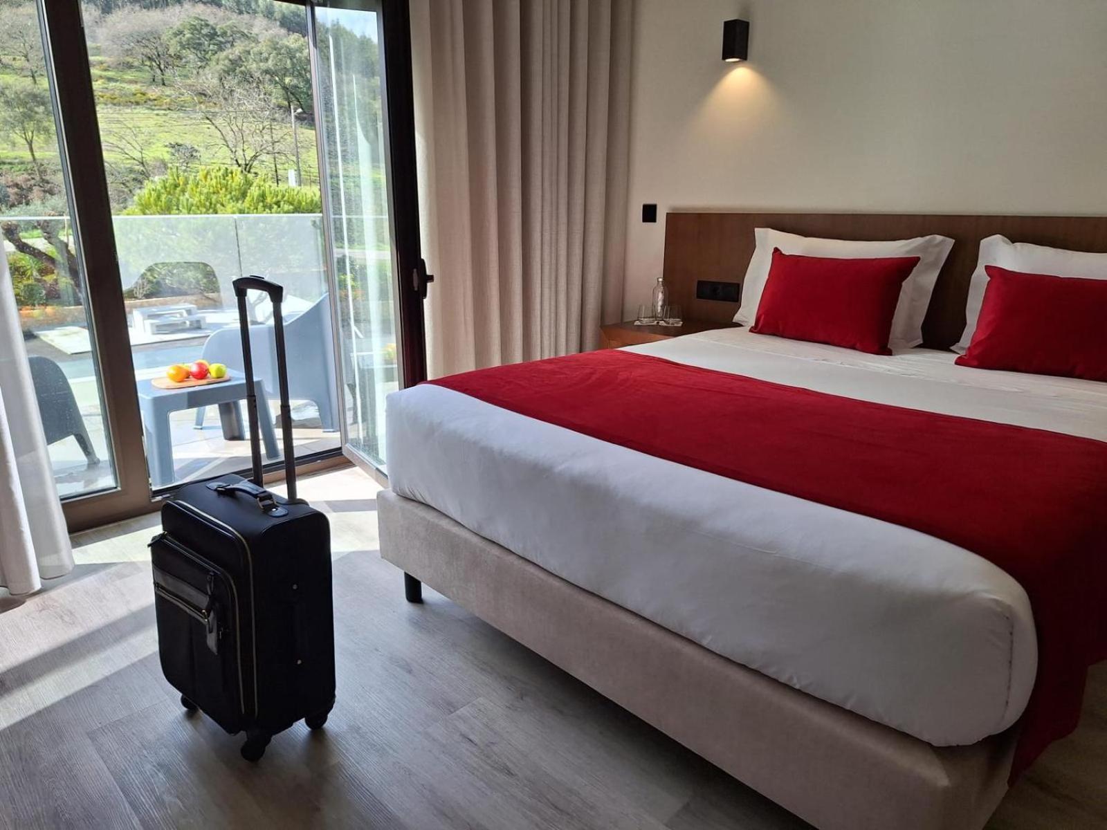 3M Hostel & Suites Alvaiazere Bagian luar foto